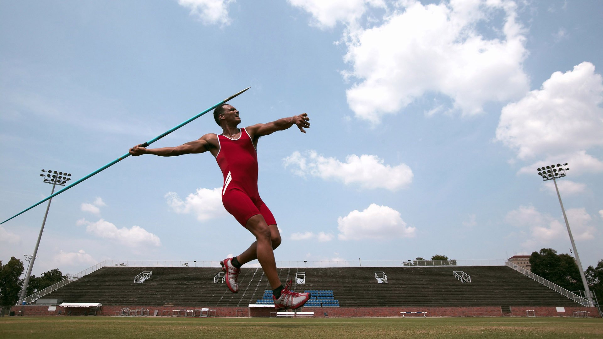 “安赫尔·巴尔博萨的精确反击与无懈可击的突破，帮助阿根廷美洲狮队应对强敌”